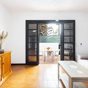 https://home2book-sunny-apartment-los-cardones-pool.in-canary-islands.com